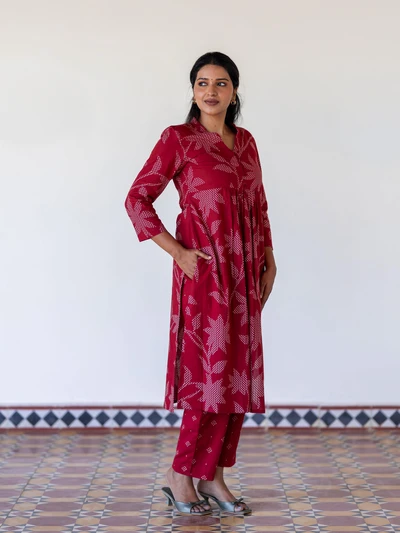 Red Dahlia Cotton Kurta Set