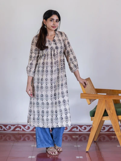 Ivory Lotus Alia Kalamkari Kurta