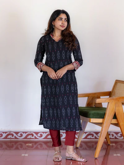 Black Cherry Ikat Handloom Kurta