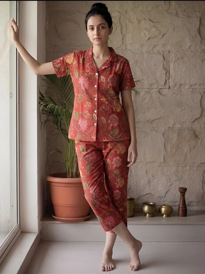Pomegranate Collared Cotton Pyjama Set